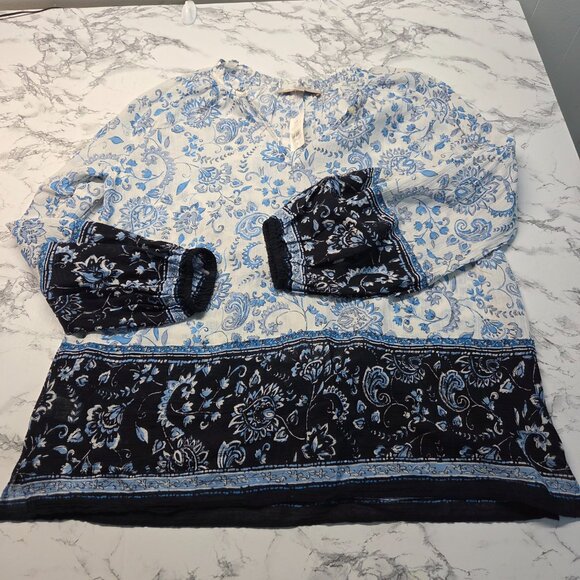 Bundle # 26 Woman's Small Mixed Tops Dresses Blouses ( Flawed ) - Picture 8 of 16